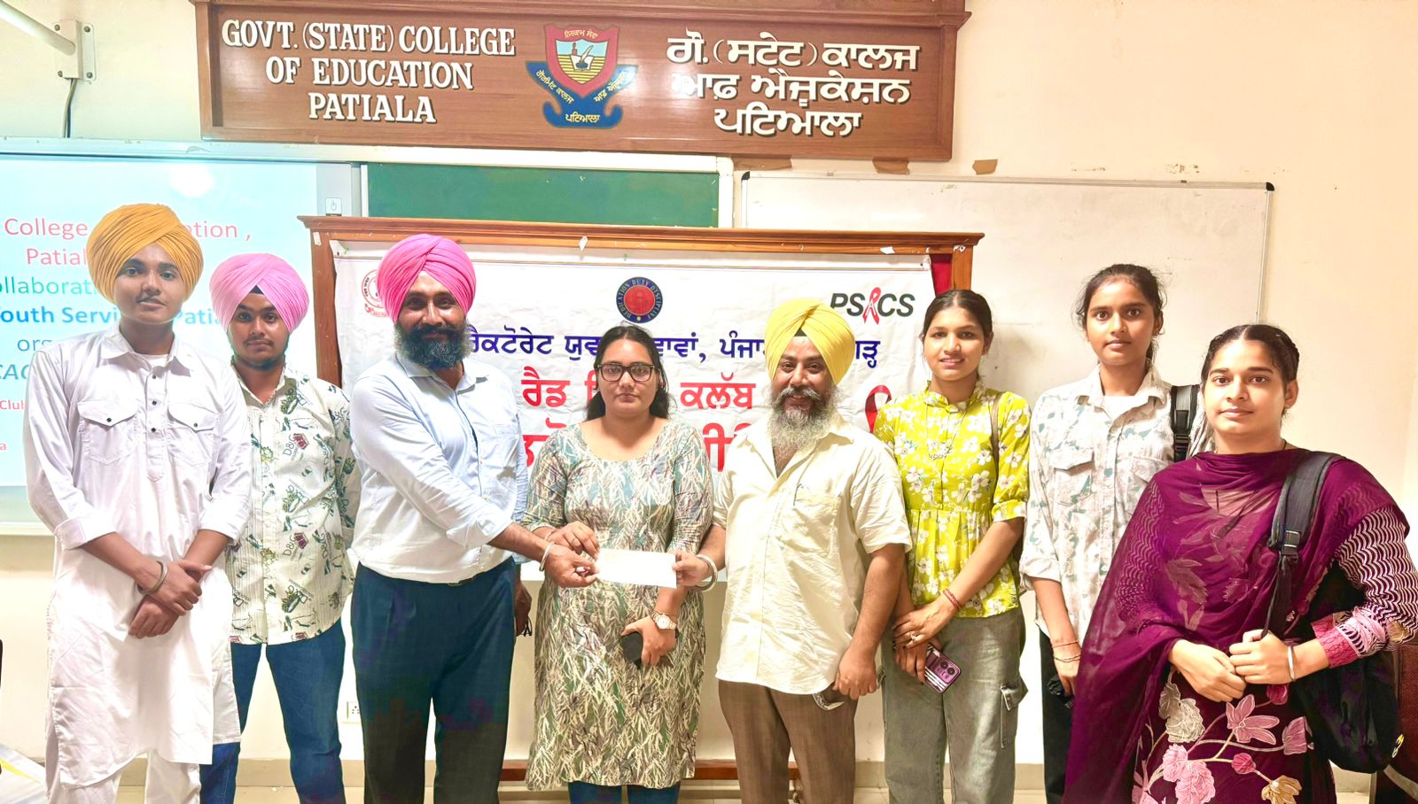 ਯੁਵਕ ਭਲਾਈ ਵਿਭਾਗ ਵੱਲੋਂ ਕਾਲਜਾਂ ਦੇ ਰੈੱਡ ਰਿਬਨ ਕਲੱਬਾਂ ਨੂੰ ਚਾਰ ਲੱਖ ਤੋਂ ਵੱਧ ਦੀ ਰਾਸ਼ੀ ਜਾਰੀ  